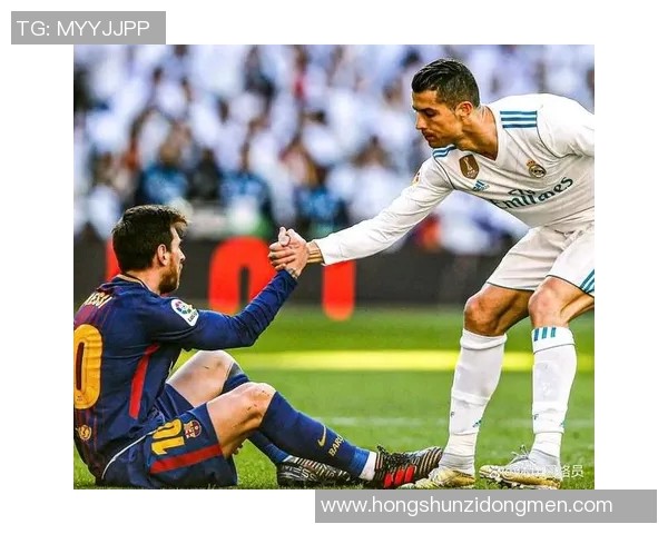 聚焦球星的荣耀与拼搏展现足球精神与激情的动人瞬间 聚焦球星的荣耀与拼搏展现足球精神与激情的动人瞬间